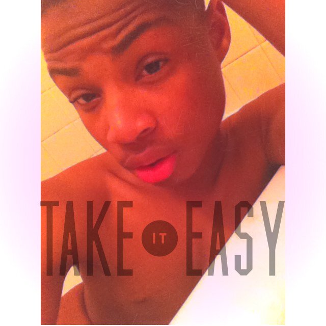 Singer|Beautician I have an Explictly X Rated Mind , Follow me !! I Follow back !
IG:Tooooooiiiinnnee ! Class of 14 ! Fwm !