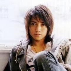 27 years old and use a translator so that you can read in english SINGLE