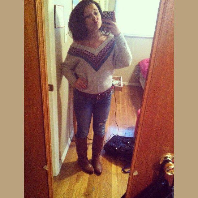 mandyyy_15's profile picture. Don't let someone who gave up on their dreams stand in the way of yours✨ instyy:mandyyy15