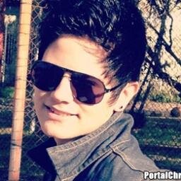 É fã do @CHRIS_LEAO ? Tá no twitter certo! Since: 13-09-11

Donas: @IsaabelleP & @GaaabyBarros