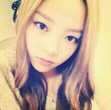 อันยองง~ ฉันคูฮาร่าวงKaraค่ะ ฮาร่าไม่หยิ่งนะ ไม่กัดด้วยย แล้วแวะมาทักทายทำความรู้จักกันนะค่ะที่รัก #91line [Real : @_sweethara IG : @hara_xoxo ] #FreakyFam