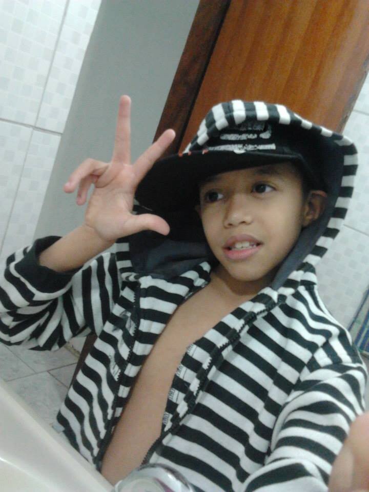 Tenhaa Féé Eeem Deus Poois Elee Eee Justoo ♥