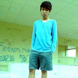 renaldferdiian's profile picture. just flow 
santai seperti di pantai