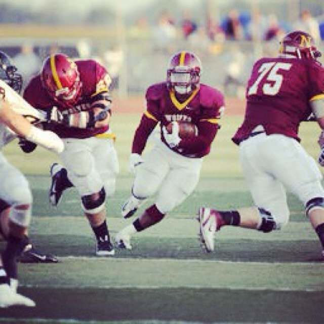 From AZ ☀ 22. Strive to be the BEST. F.O.E i play RB #3. at NSU. Never stoppin till im at the top. IG: ZonaBoyJ