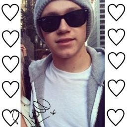 free follow from @oomphyharry