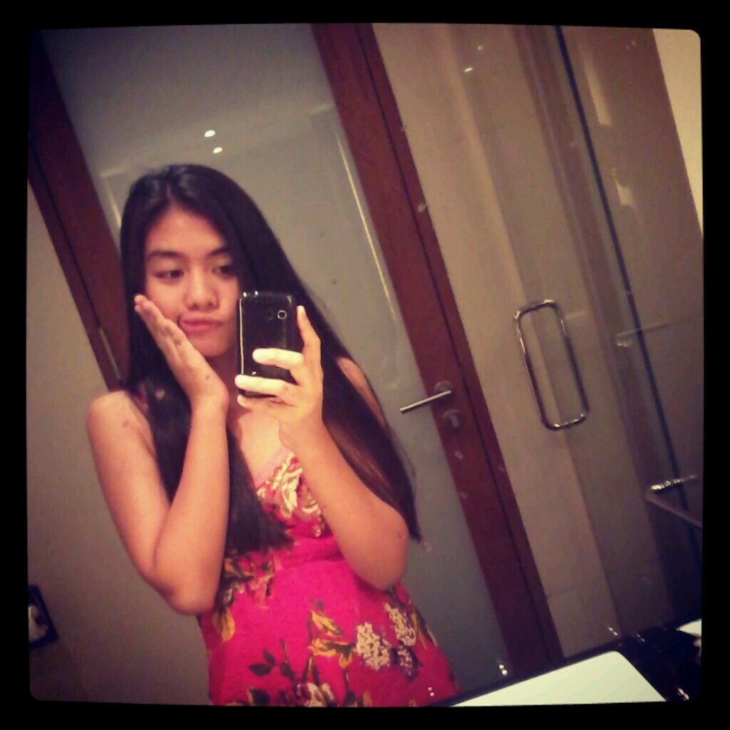 Right im the middle of an ordinary life, LOVE gives us a fairytale ♥
