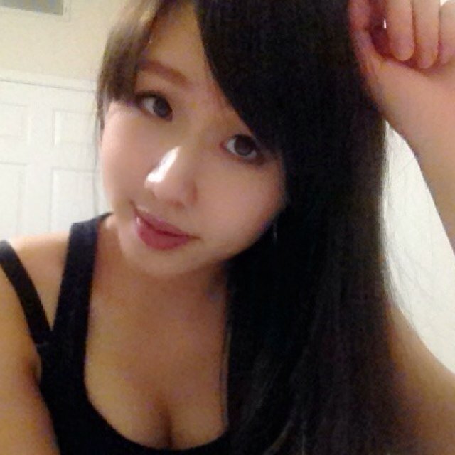 Hi~I'm Yu♥ I am a Taiwanese living in Canada~ イクと申します。カナダにいる台湾人です( ´ ▽ ` )ﾉ