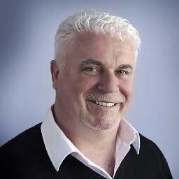 Just a fast learning 'newbie' who wants to assist others new to Social Media by providing hints and tips from my own learning experiences! www.help4newbies.info