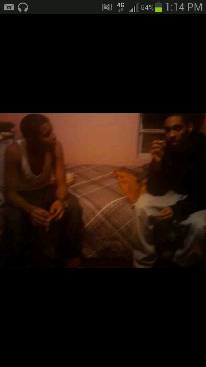 I'm jus a young nigga out here finnessin I don't fear shit but god #Wild100 $ #Shotta #FreshPrinceOfBelize #MikeyTown #Dbe #DieLs #Bdk