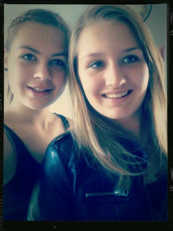 volleybal + vriendinnen + familie + oppaskindjes + dwarsfluit = goodlife
