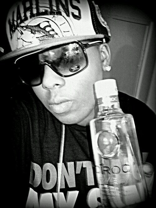 Music is the motivation. Money is the power. So cum lick my follow button & I'll promise to lick yours right  back.