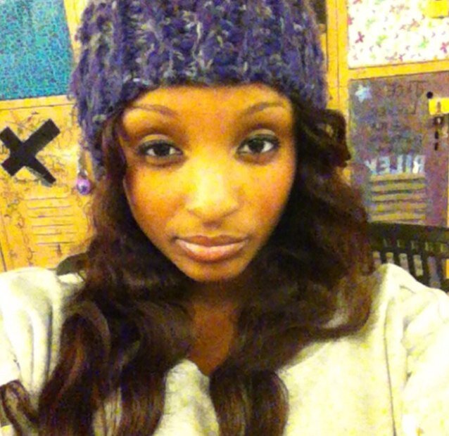 22 ! Single ! Mixed shawty ! College Student ! Ambitous ! Born a GA peach ! Resides in FL ! Follow Me I Follow Back ! ✌✌