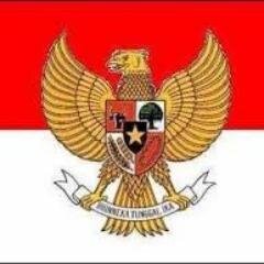 Dr_DouwesDekker's profile picture. Jangan jalan di mukaku, mungkin aku takkan mengikutimu. Jangan jalan di belakangku, mungkin aku tak dapat memimpinmu. Jalanlah di sampingku dan jadilah temanku.