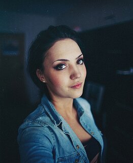 mdsolislali1's profile picture. Se amable, pero no facil. Se digna, pero no orgullosa. Se tierna, pero no flexible. Ama, pero con el corazon. Se mujer, pero no una muneca.