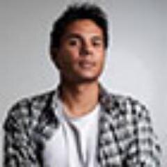 Um cara que gosta de usar a palavra cara como um pronome ou um adverbio ou um adjetivo.