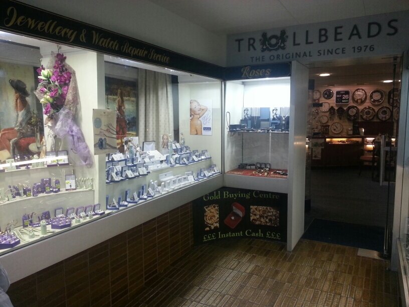 Roses of Bournemouth is a family run traditional jewellers based in Winton. We sell all types of jewellery and watches and have a 1st class repair service.