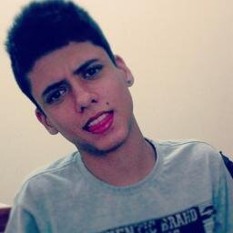 Mineirin ,17 anos , futebol , canceriano , Cruzeirense  !  Fé em DEUS que ele é justo ! (8