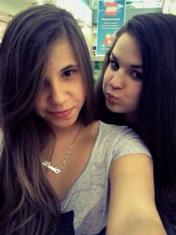 Hey! It's me dorika! 14 yaers old. Dunavarsany. Hungary.