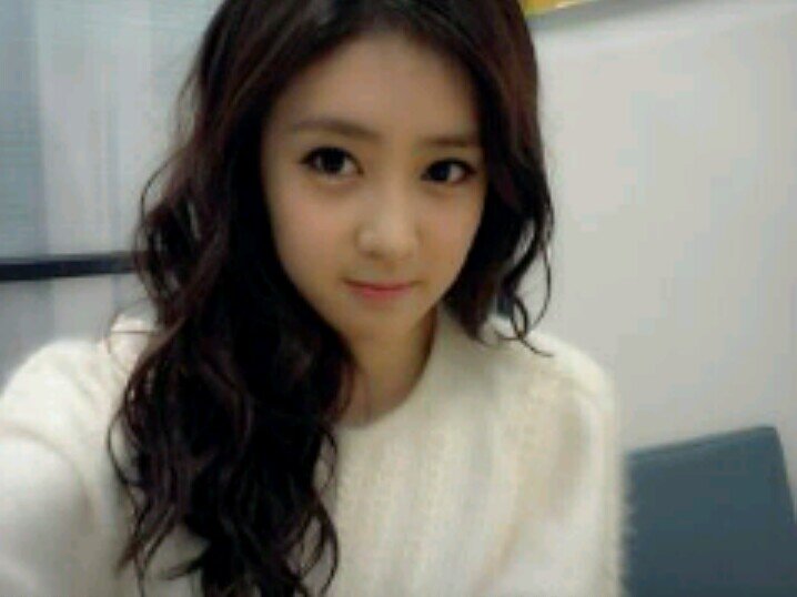 dew_lee_bot's profile picture. [910424]  안녕하세요~~~^^                                                         배우 가원(이슬비)봇 이에융-!!_13.07.02