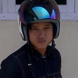 Gawe_in yg penting Dulu lah , , 
AGex Dulu yG laen Thu , ,
15 mei 19**
FB aku http://t.co/E73tobgz