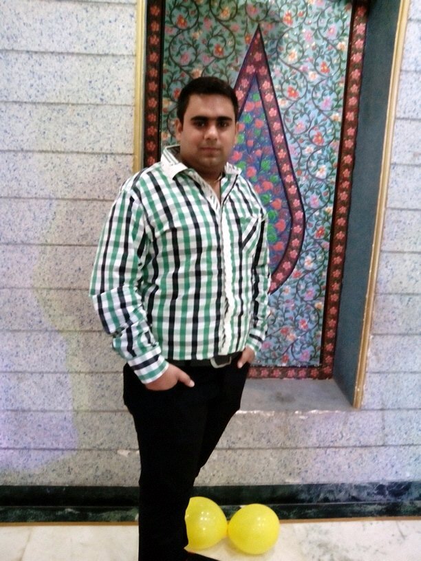 i am cool guy doing ca and also have well setelled business and i love to make new frndz n rest jus follow me n u gonna knw evrythng abt me