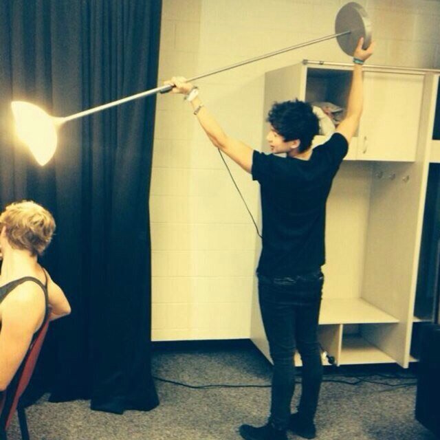 Hi. Im Calum. 1/4 Of the 5SOS Gang. Are we punk rock yet?