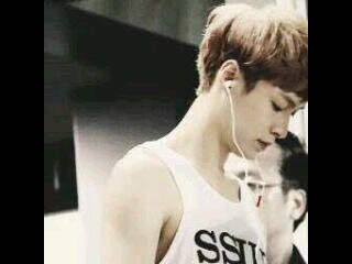 Laywks's profile picture. @suho_90 my boyfriends♥