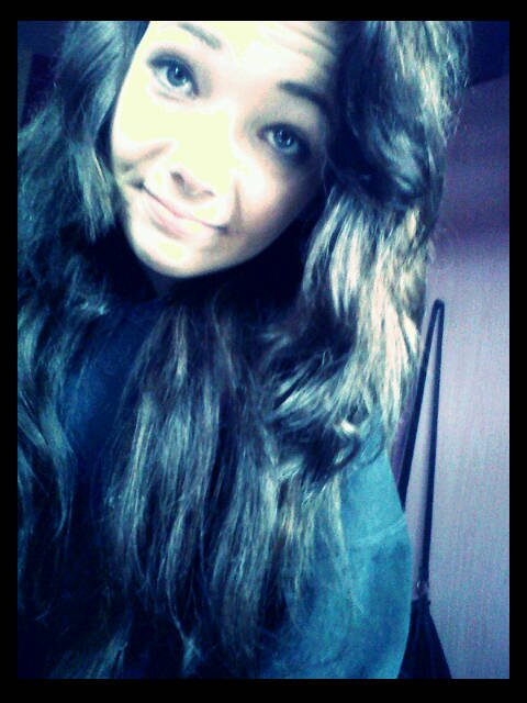 follow & i'll follow back I promise c: x