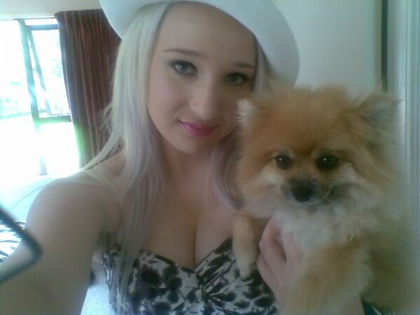 Hello everyone! I'm Emily , please follow me !!!