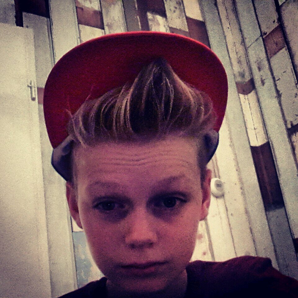 hello follow me i will follow back
