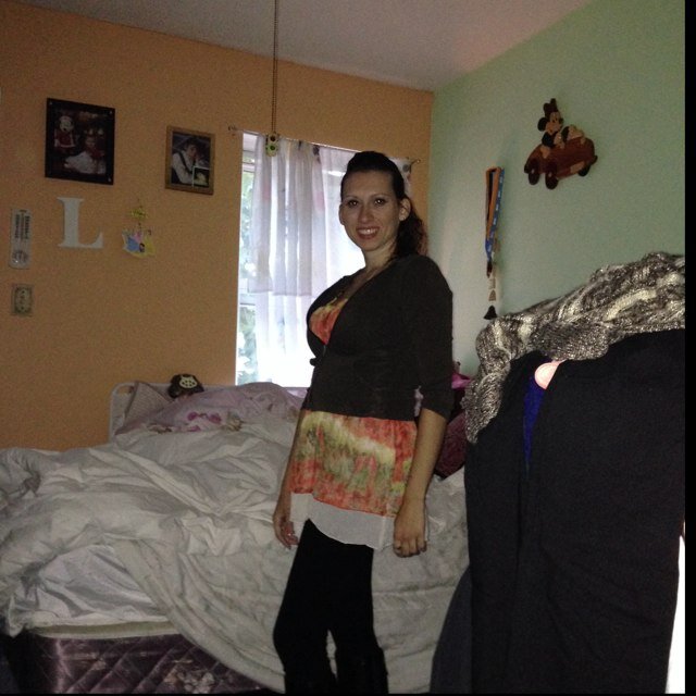 KLivia082's profile picture. 