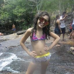 Amo RBD sou extrovertida,carinhosa, meia louca..... :P