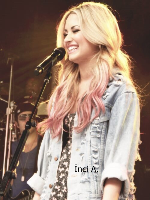 DemininTotosu's profile picture. TURKİSH LOVATİC !