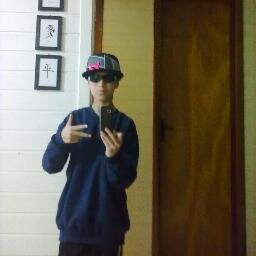 sou loko mesmo,valorizo oq tenho........ mudo por mim nao pelos outros...