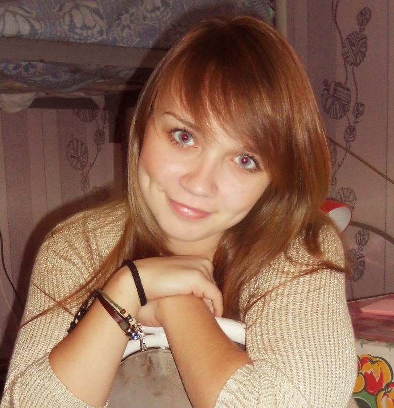 aksiniia1's profile picture. 