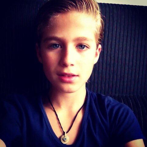 instagram: bowie_n
