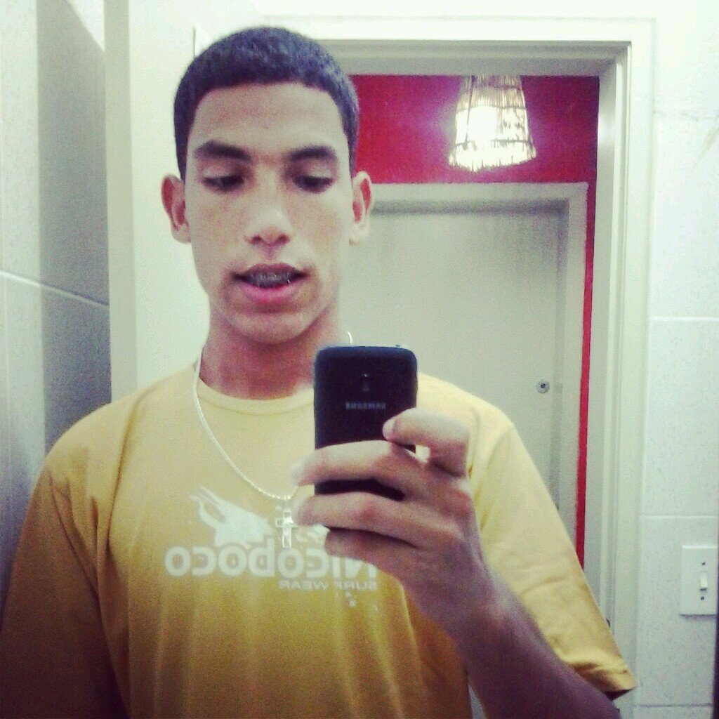 Obrigado meu Deus por ter me dado a chance de ter tido uma mulher linda na minha vida MÃE - AMO VOCÊ♡♥