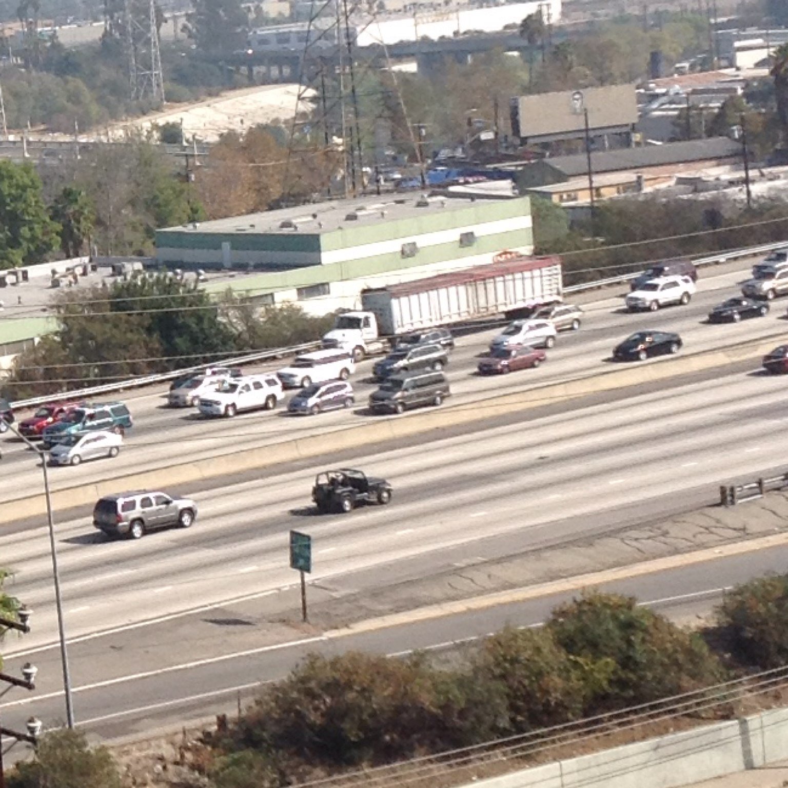 Showing you the up to date traffic on the I-5 freeway in California at Fletcher Drive Exit. Breaking news, traffic alerts and more! los Angeles Traffic