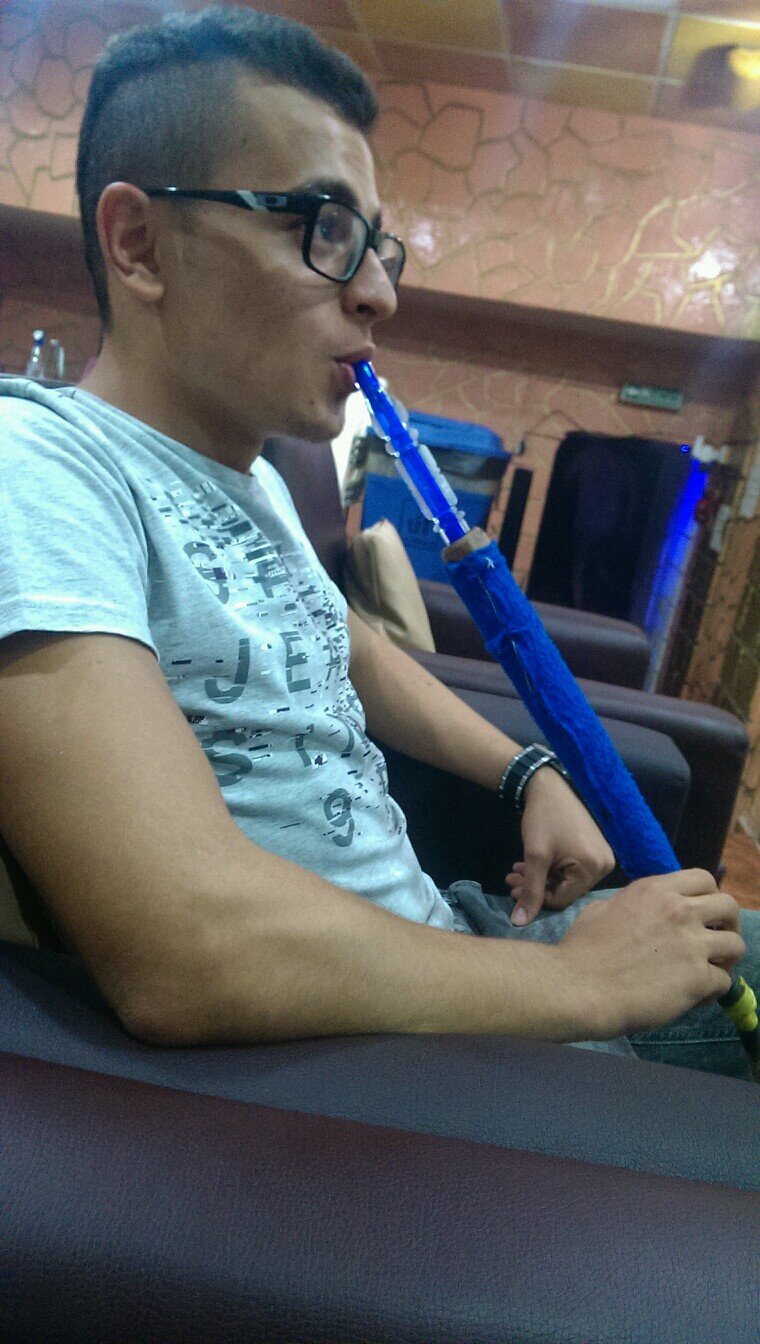 apainweirdo's profile picture. 