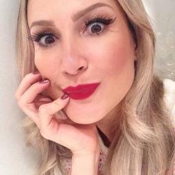 Obrigada Deus por @claudinhaleitte fazer parte da minha vida da minha historia do meu coração. Serei sua fã e você pra sempre a minha estrela TE AMO
