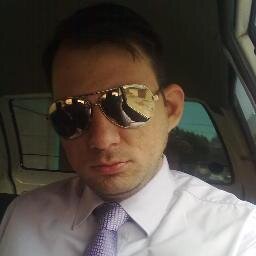Enamorado de mi AMORSULI!  idolatra de Evanescence, guerrero por mis ideales, he caido, fui abrazado por la tristeza y recompensado con FELICIDAD!