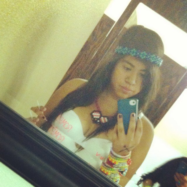 Instagram: ilubyewz_ follow me (: