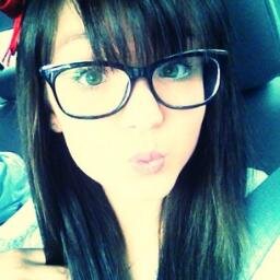 Ti amoo my DIVA @larimanoela!! mim segui pffv linda..