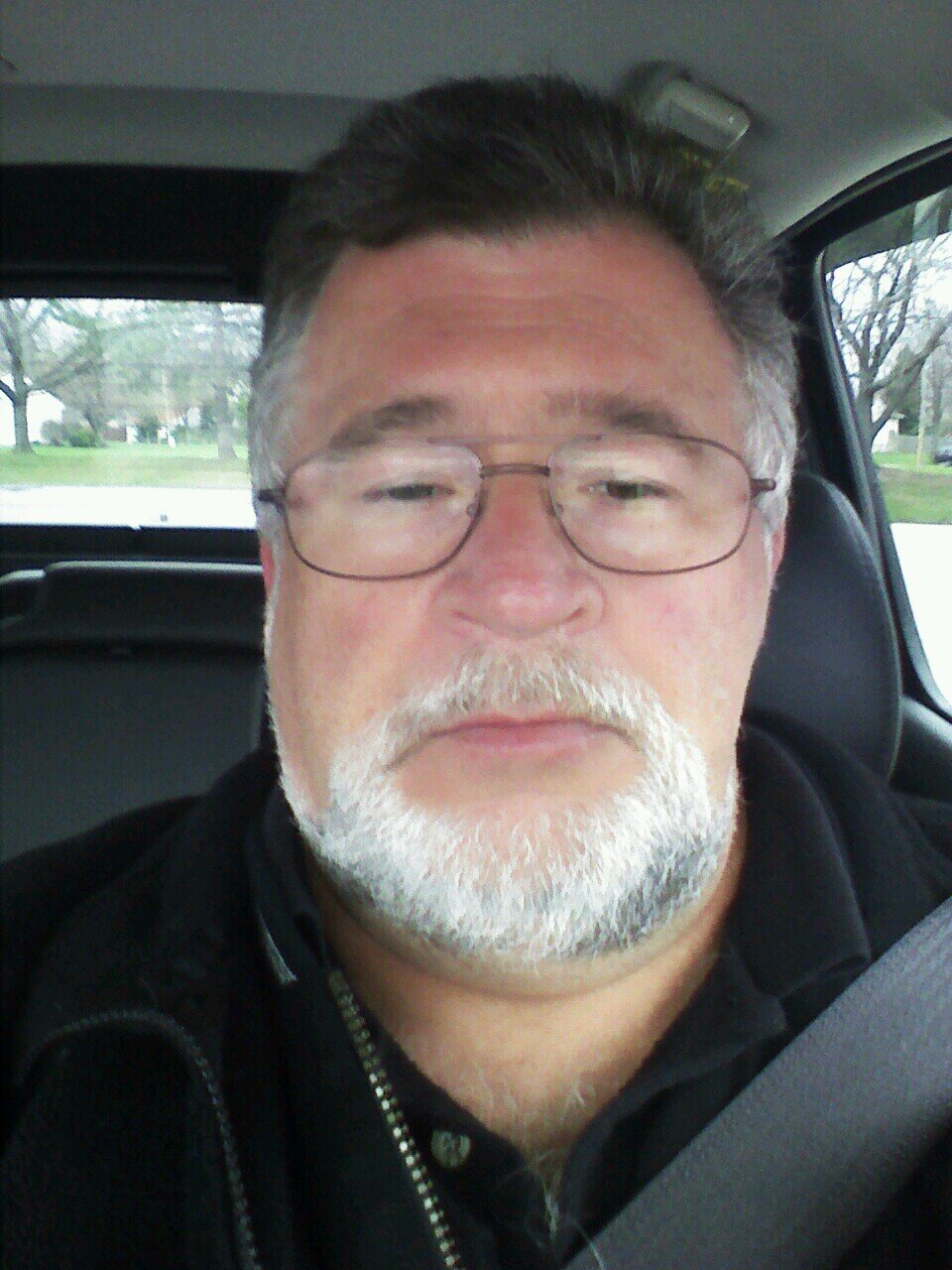 Northwest Ohio- Looking for a bored woman who would like to spice up her life. Drop in to my DMs if you're interested.