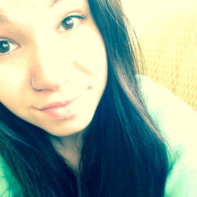 ~he told me he loved me then he left, just like everyone else~ http://t.co/gqn70HuOvv http://t.co/WepdNO1Xzm http://t.co/0hcxgu8djX