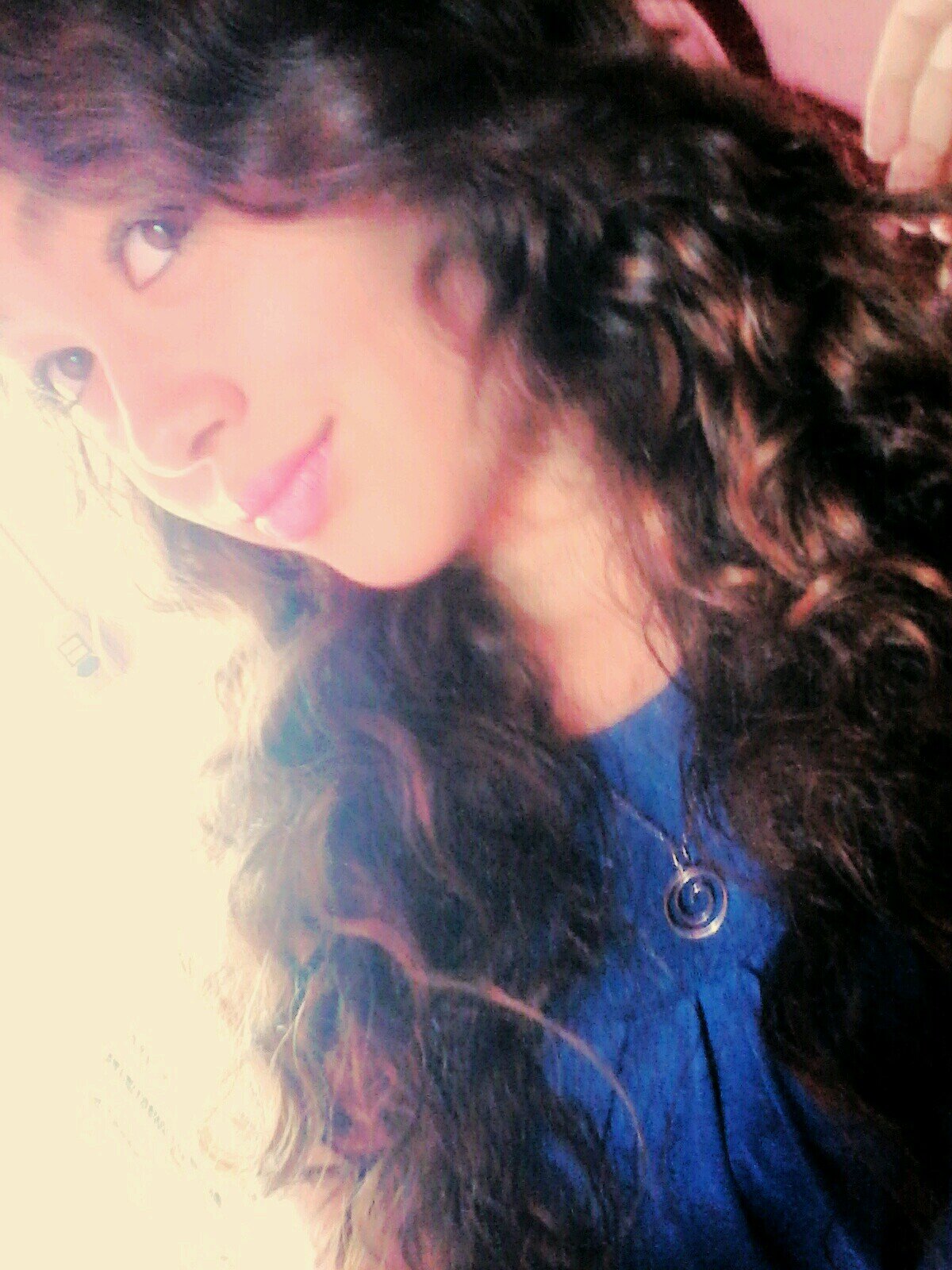 sou divertida, legal, amo qualquer coisa com muito chocolate... sou flamenguista :3  ...  me sigam... sigo todos de volta ... instagram:s2celesttealves