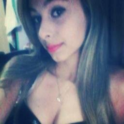 Um mundo onde amar fosse proibido. .    
Sou LOUCA, sou insana. Não nasci para o comum
 http://t.co/tB1BscJK3s