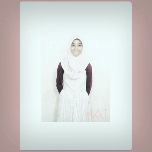 Unfoll?silahkan.twitter ini udah ga dipake lagi:) • Follow @zalfaputry_