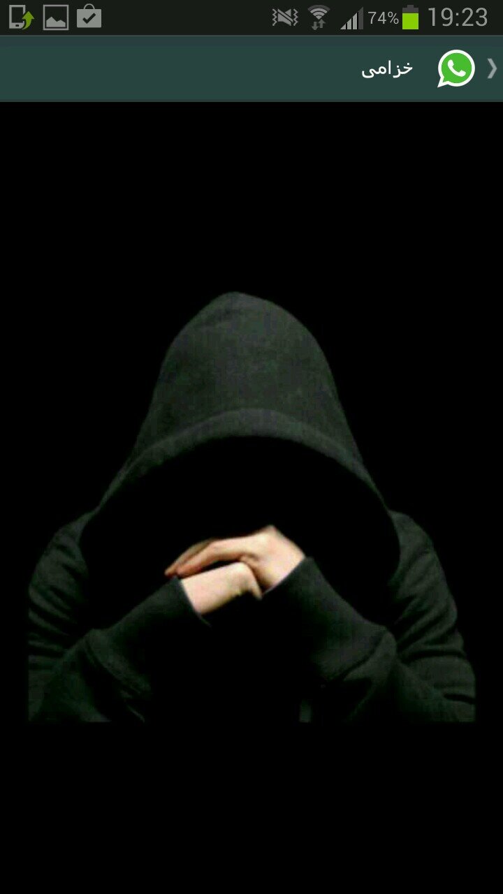 ‏‏الغموض لُغةٌ : لا يُتقِنُها إلا من ذاق من متاعِب الدنيا ما يُشبِعُ قلبهُ تبلّدا~♥~ ً