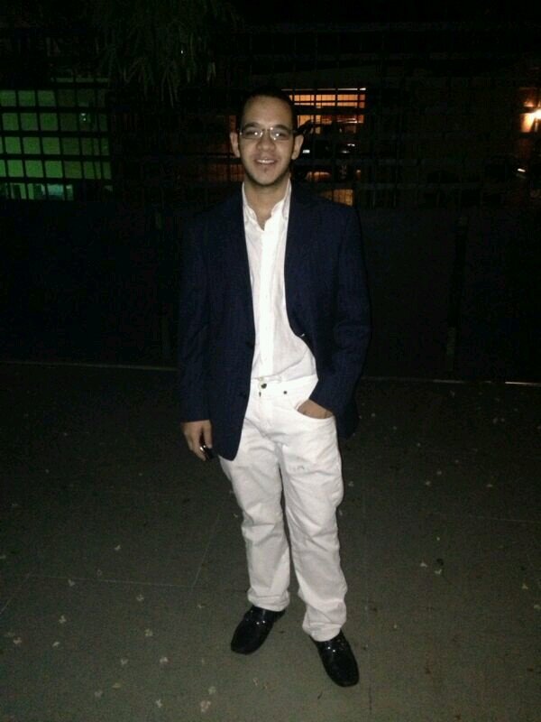 Marketing| Administrator of cayena hard lounge @cayenard @comeback_bar @cairosrest 
  |go big or go home|  ●fresh & Pasion